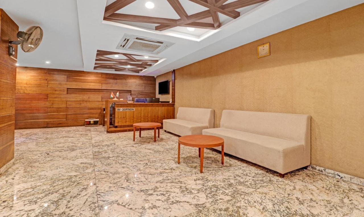 Treebo Premium Runway Suites, Marathahalli Bangalore Buitenkant foto