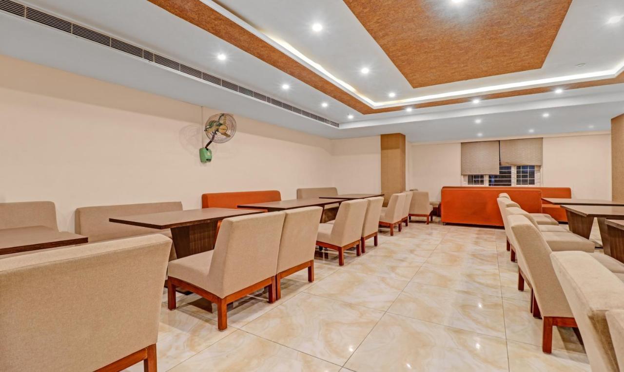 Treebo Premium Runway Suites, Marathahalli Bangalore Buitenkant foto