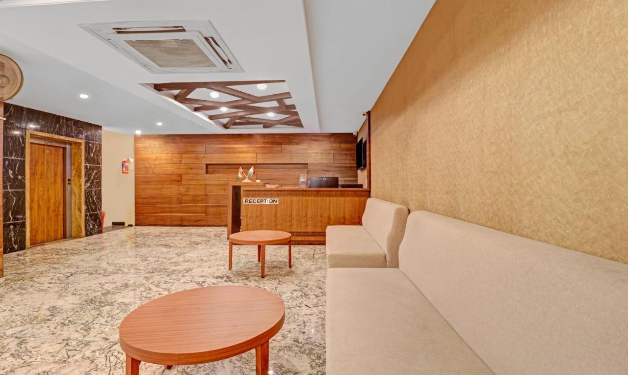 Treebo Premium Runway Suites, Marathahalli Bangalore Buitenkant foto